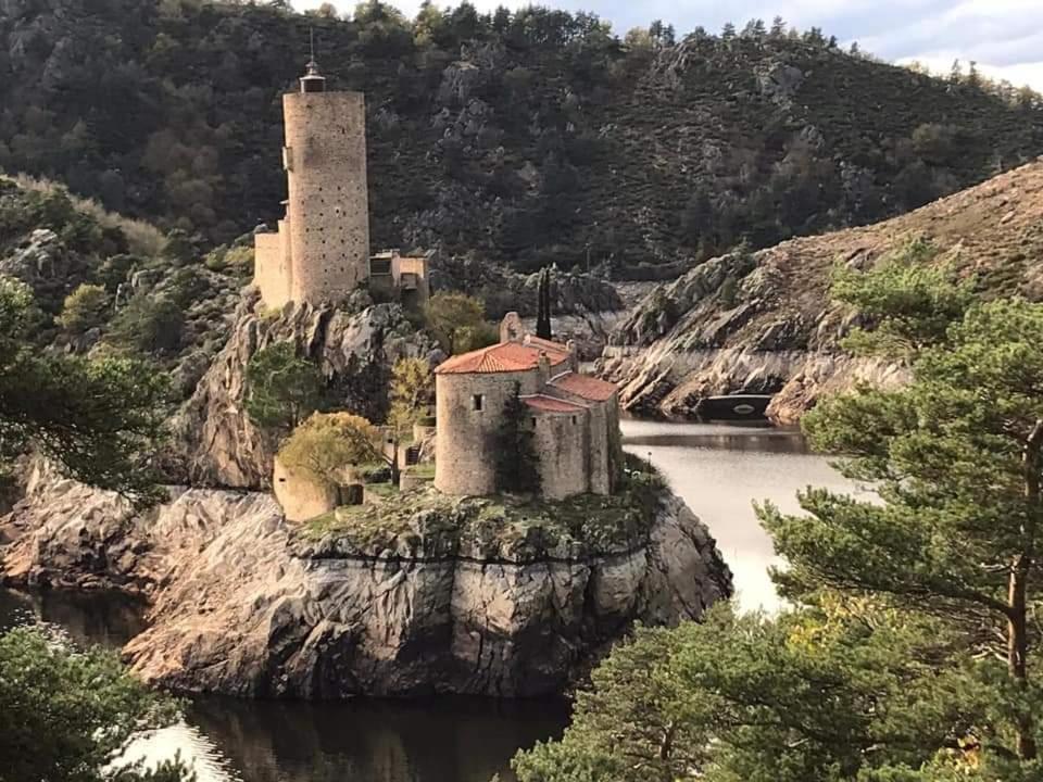 La Fortance Paradis Naturel - Proche De La Ville Planfoy Exteriör bild